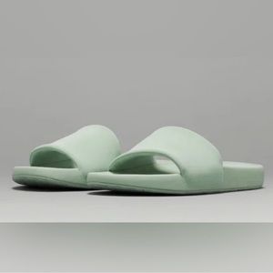 Lululemon Restfeel Womens Slide